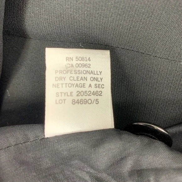 Tahari Black Blazer w/ Black Velvet Collar - Picture 7 of 7